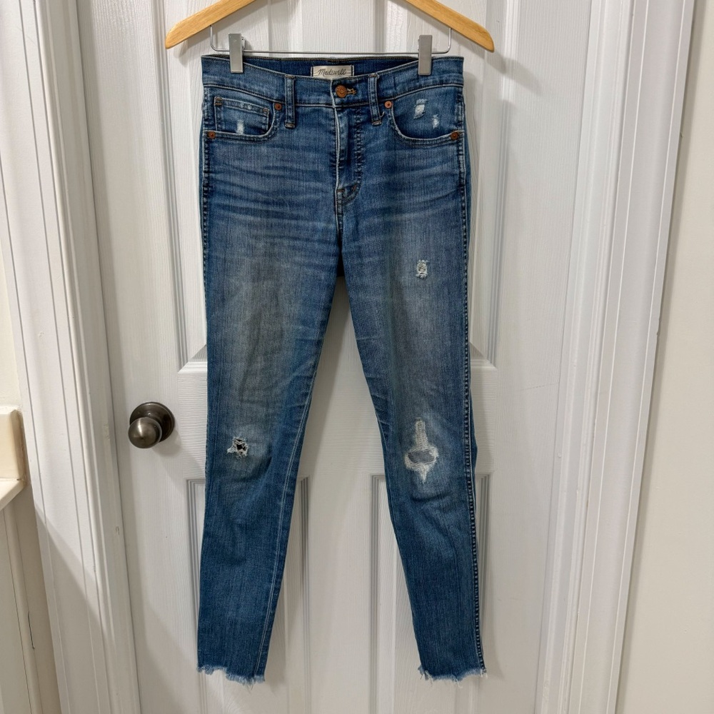 Madewell 9 Inch High Rise Skinny Jeans Raw Hem Distressed in Blue, Size 26